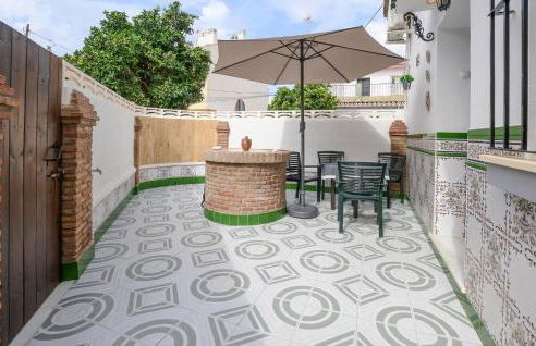 2 Bedroom Lovely Home In Málaga - Photo 3