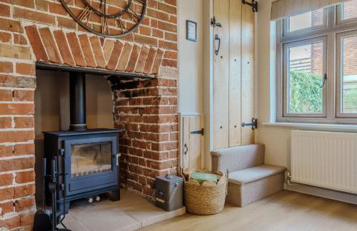 Salty Dogs, Dog Friendly Cottage, 2 Mins from Winterton Beach - Foto 4