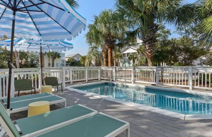 Steps to Beach! Arcade Game Room, Pool + Hot Tub Calico Scallop by Avantstay - Foto 140