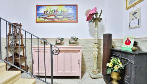 GuestHost - Vesuvium Garden - Photo 4, Other