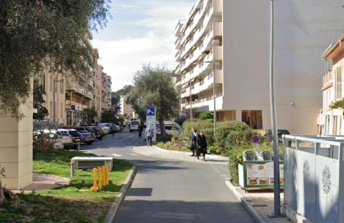 Studio centre ville entièrement rénové au calme - Foto 17