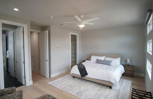 Spacious 4BR Home, 2 min to Market Center DART, Near Uptown, Medical District, Oak Lawn - Foto 16