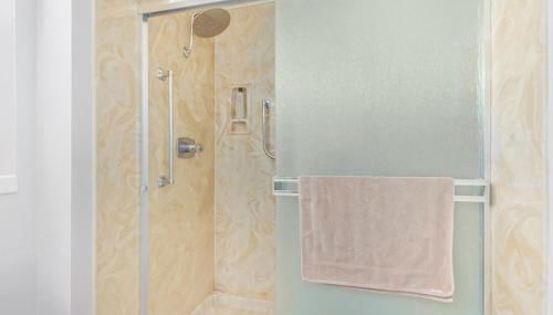 Naturally Modest & Quiet - Photo 4