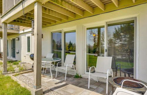 Ski-InandSki-Out Bromley Mtn Condo Wood Fireplace! - Photo 3