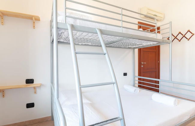 Casa Lyam in Cabras With 2 Bedrooms and 1 Bathrooms - Photo 25