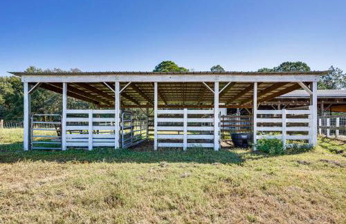 Horse Stalls, Pool and Deck Polk City Getaway! - Foto 26