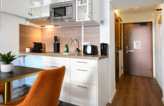 Munich Furnished Apartments - Photo 19