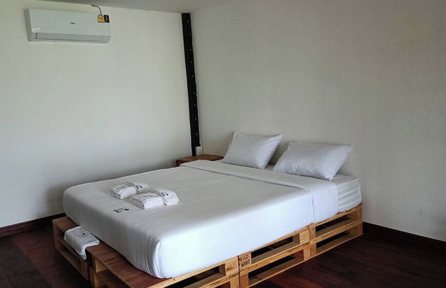 The Frog Cabana - Photo 5