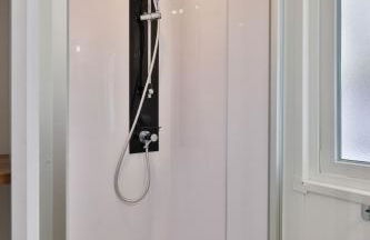 Grand Mobil Home 6 personnes climatisé avec 3 chambres et 2 salles de bains à Munster en Alsace - Foto 17