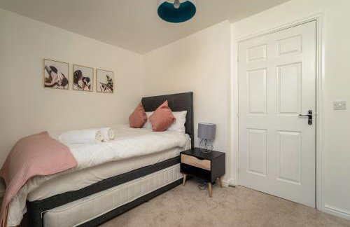 Modern 3-Bed Family Home Near Glasgow Airport - Foto 11