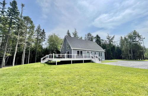 Luxury Waterfront Retreat with Hot Tub Near Acadia - Foto 38