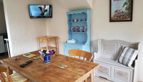 Cottage - Sleeps 4 - Pets Ok - Garden - Parking - Foto 5