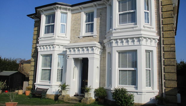 3 Bed Flat - Sleeps 5 - Garden - Parking - Wifi - Foto 2, Profilbild