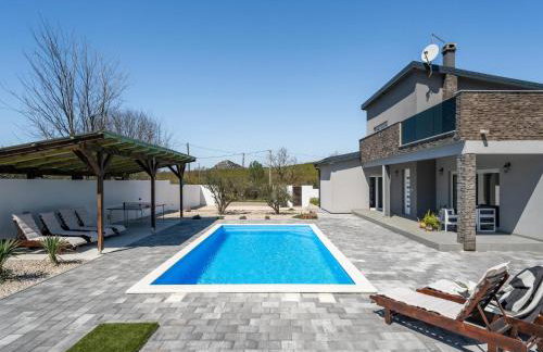 Modern villa with private pool - Foto 7