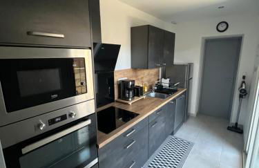 Maison chaleureuse avec terrasse privative proche de la gare et du centre-ville - Foto 5