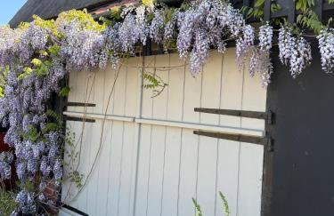 Heritage Cottage with a Pool - Photo 17