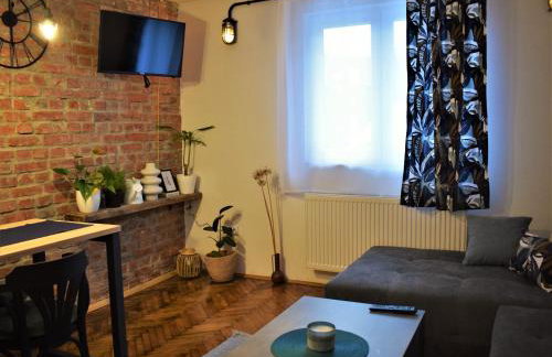 Green Garden Station - Photo 17