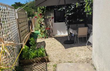 Maison d'hôte très calme plein centre ville jardin - Foto 17