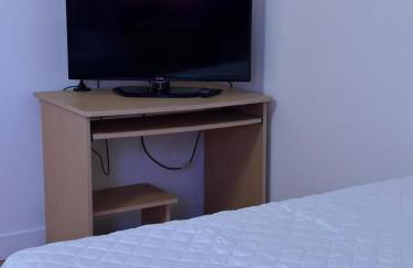 Casa Bueno- Sleeps 7 Private Pool & AirCon - Foto 24