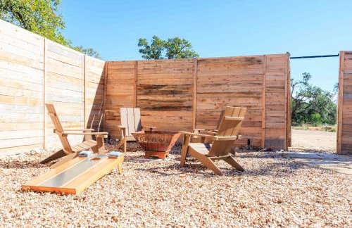 Romantic Tiny Luxury Retreat w heated pool, sauna n outdoor shower in Wimberley 10 acres - Foto 16