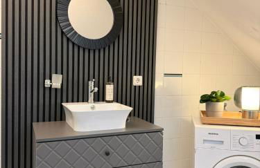 NOOQA Cologne - Comfort Riverside Home -160 qm, 2 Floors - Foto 20