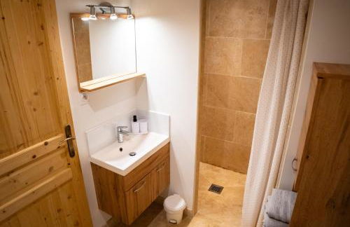 Maison Bleu Avril - Gard - Foto 42