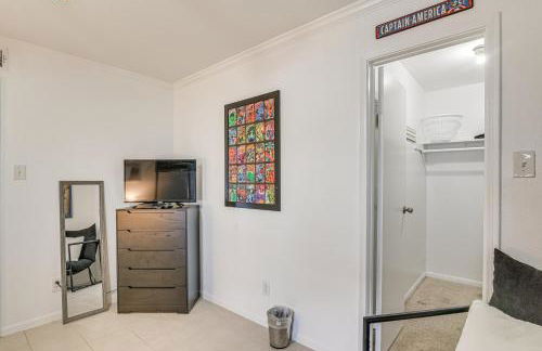 Less Than 1 Mi to Beach Galveston Condo with Fenced Patio - Foto 17