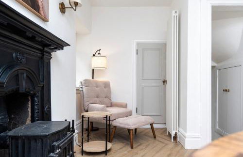 2 Bedroom Cottage-Free Parking - Photo 25