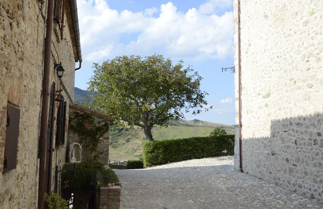 Appealing Apartment in Petrella Guidi With Near Centre - Photo 1