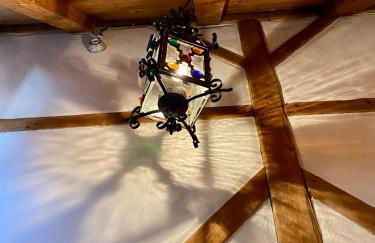 Mein MINI-HAUS - 2 Zimmer - Smart-TV - Stein & Holz - Foto 24