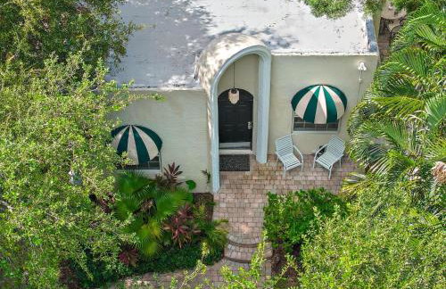 The White Flamingo - Tropical Pool Escape with Guest Cabana - Foto 25