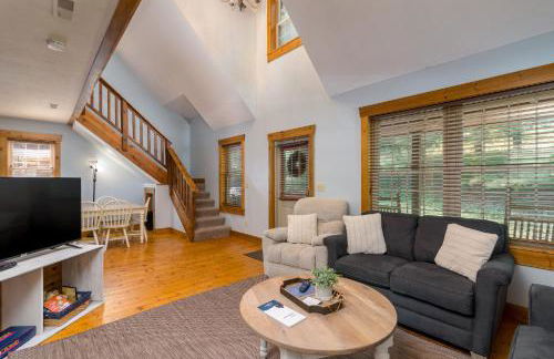 Canadian Hemlock . Trailside Lodging - Foto 1