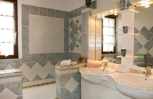 3 Bedroom Stunning Home In Gordes - Photo 5