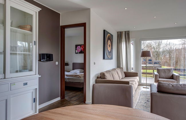 Detached Bungalow with Washing Machine near Lake - Foto 4