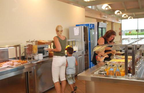 Aparthotel Ciutat de Palol - Foto 75