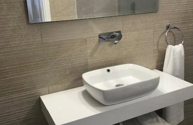 Regina Apartments - Photo 2