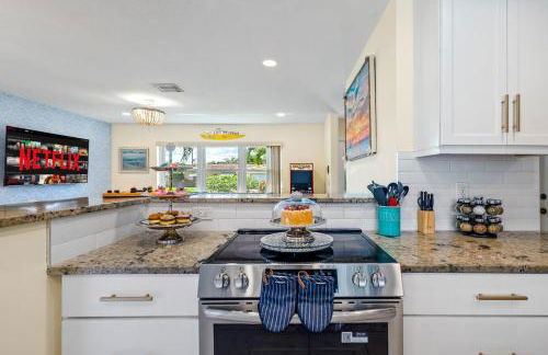 Waterfront w Htd Pool, Tiki Hut, Billards, Bar - Foto 20