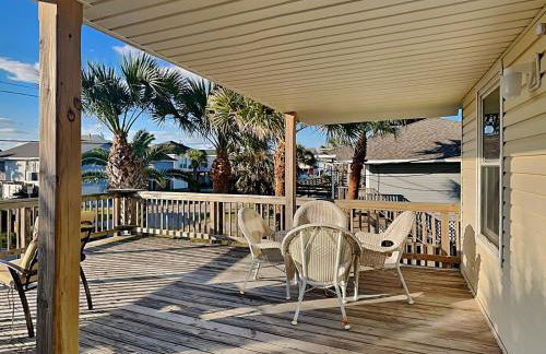 Beach Oasis - Photo 1