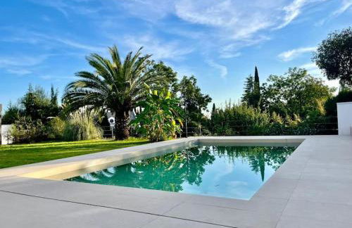 Apartamento con jardín y piscina en Córdoba - Photo 1