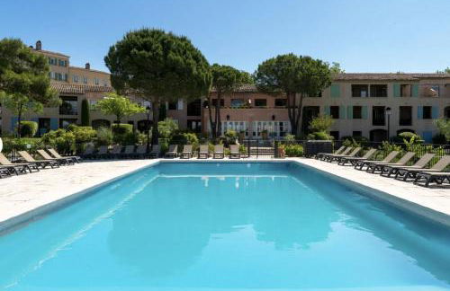 Hôtel du Golf de Pont Royal - appartement paisible rez de jardin - terrasse & piscine - Foto 7