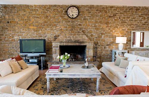 Kosta's House - Photo 5