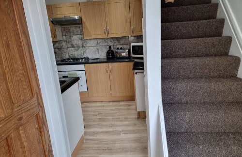 Entire 3 bedroom home with Parking in Welling, London, UK - Photo 17