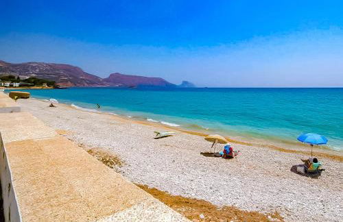 Apartamento primera línea con acceso privado a la playa - Photo 19