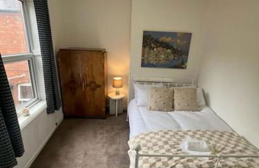 6 bed house - 12 minutes to City Centre - Foto 8