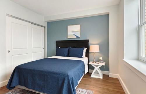 Fun Cozy Apts - 1 25 Mile Walk to TIAA Bnk Fld - Foto 4