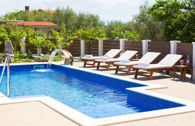 Tranquil Getaway Polje Villa With Pool - Foto 55