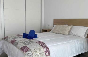 Vuelo, Villa con piscina y barbacoa para disfrutar - Foto 12