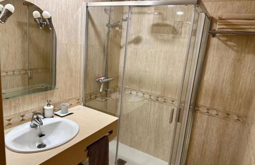 Su Eminencia - Sea View Apartment with Modern Comforts - Foto 37