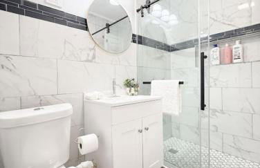 Spacious 5BR Beach Villa -1 Minute to Beach - Foto 24