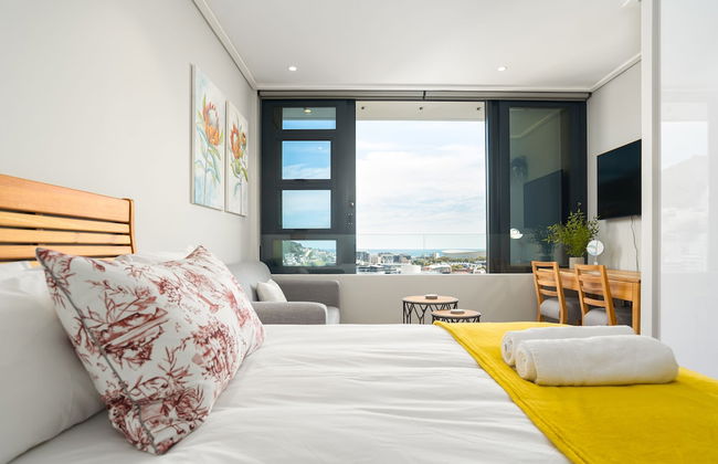 16 on Bree Luxury Apartments - Photo 46